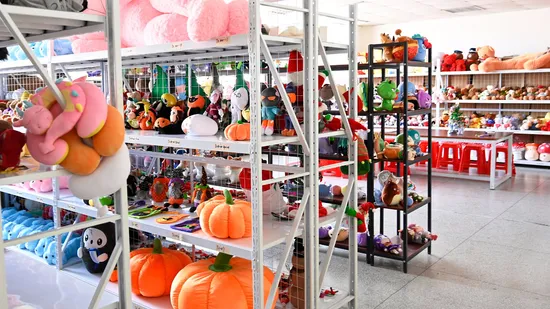 カスタムピンディスプレイイタバッグ シンプルデザイン ブラッククロスボディバッグ